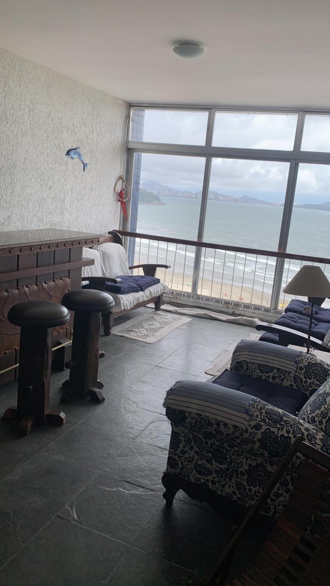 Apto Antigo Frente Mar Alugar 公寓